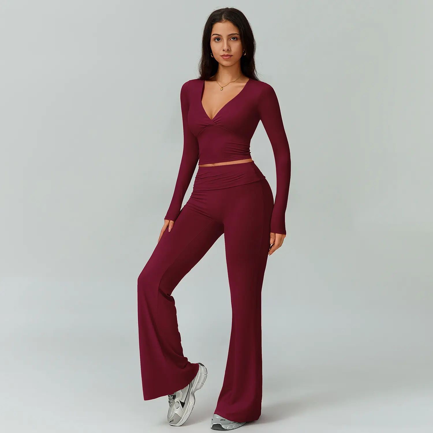 TIMEOFF Women's 2-Piece V-Neck Activewear Set for Yoga
