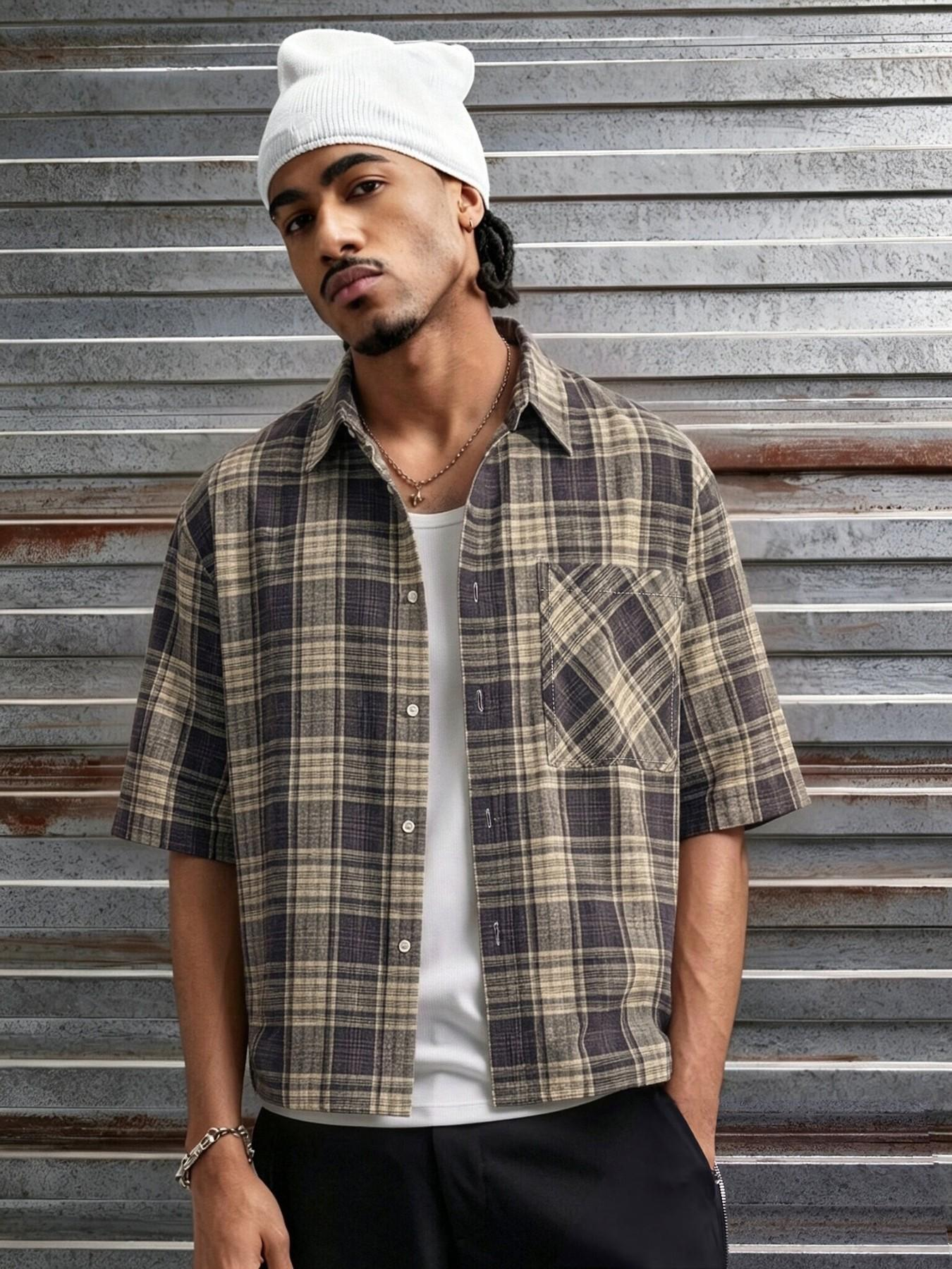 Men’s Loose-Fit Plaid Short-Sleeve Shirt