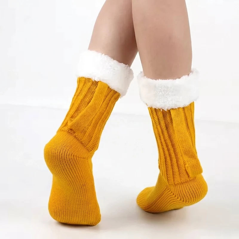BrewBoot Mug Socks – Soft Warmth for Every Brew
