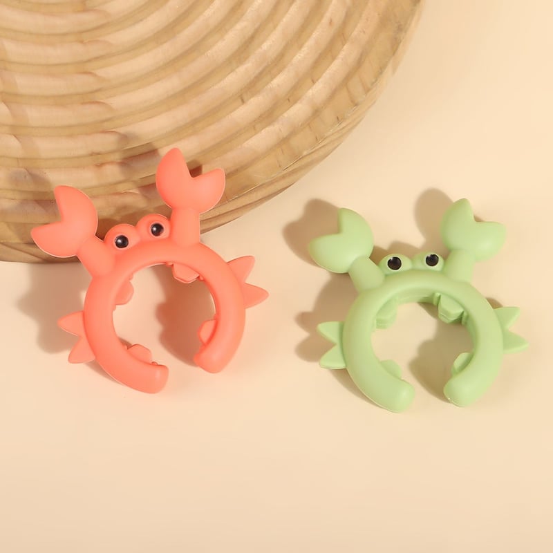 Orange and green crab silicone kitchen holders