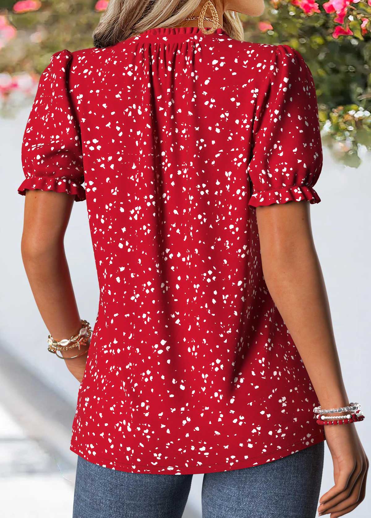 Geometric Print V-Neck T-Shirt – Casual Frill Sleeve Top with Flattering Tummy Coverage for Everyday Wear