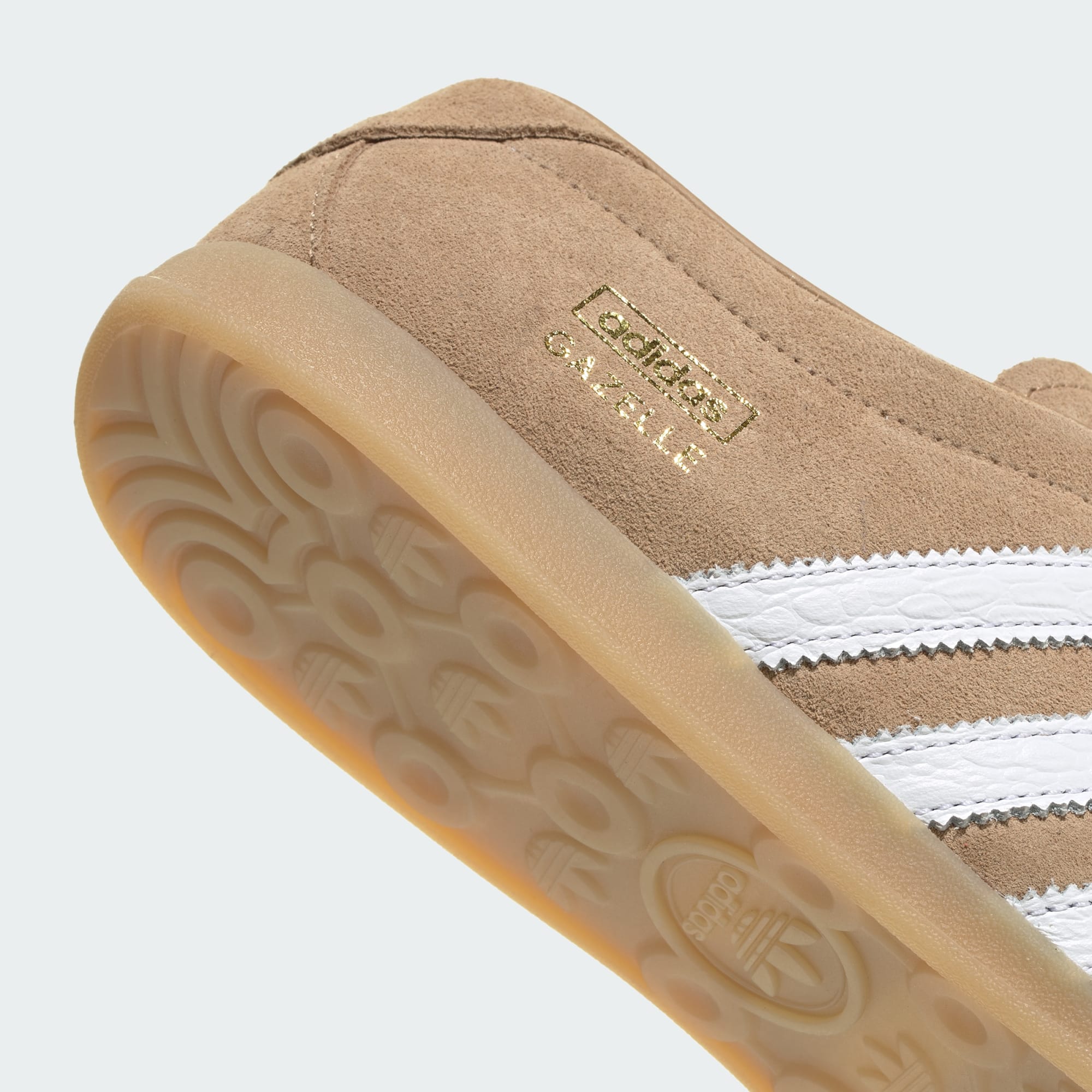 가젤 로우 프로 - Cardboard / Cloud White / Gum