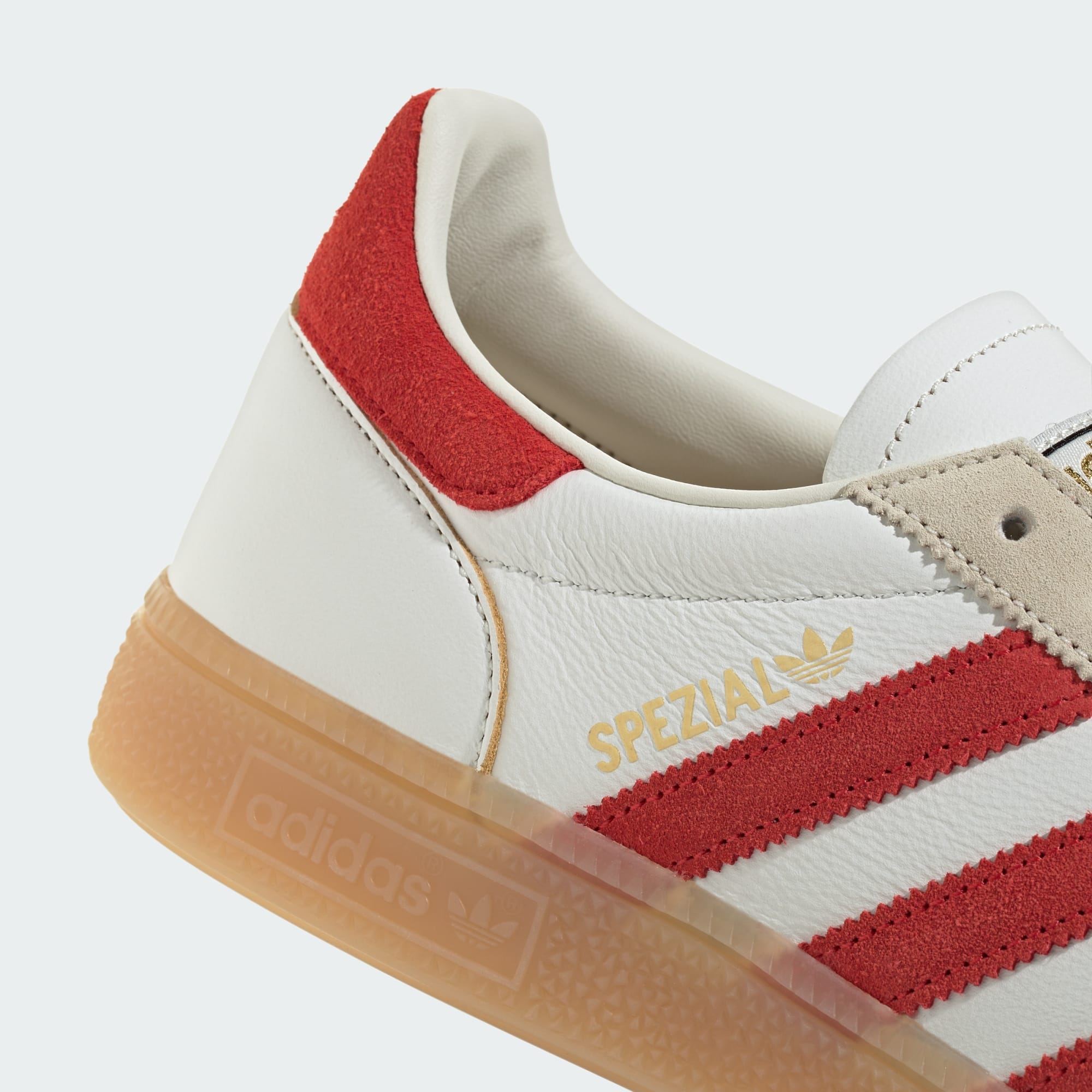 핸드볼 스페지알 - Core White / Better Scarlet / Gum - IH6587 - Detail View 1