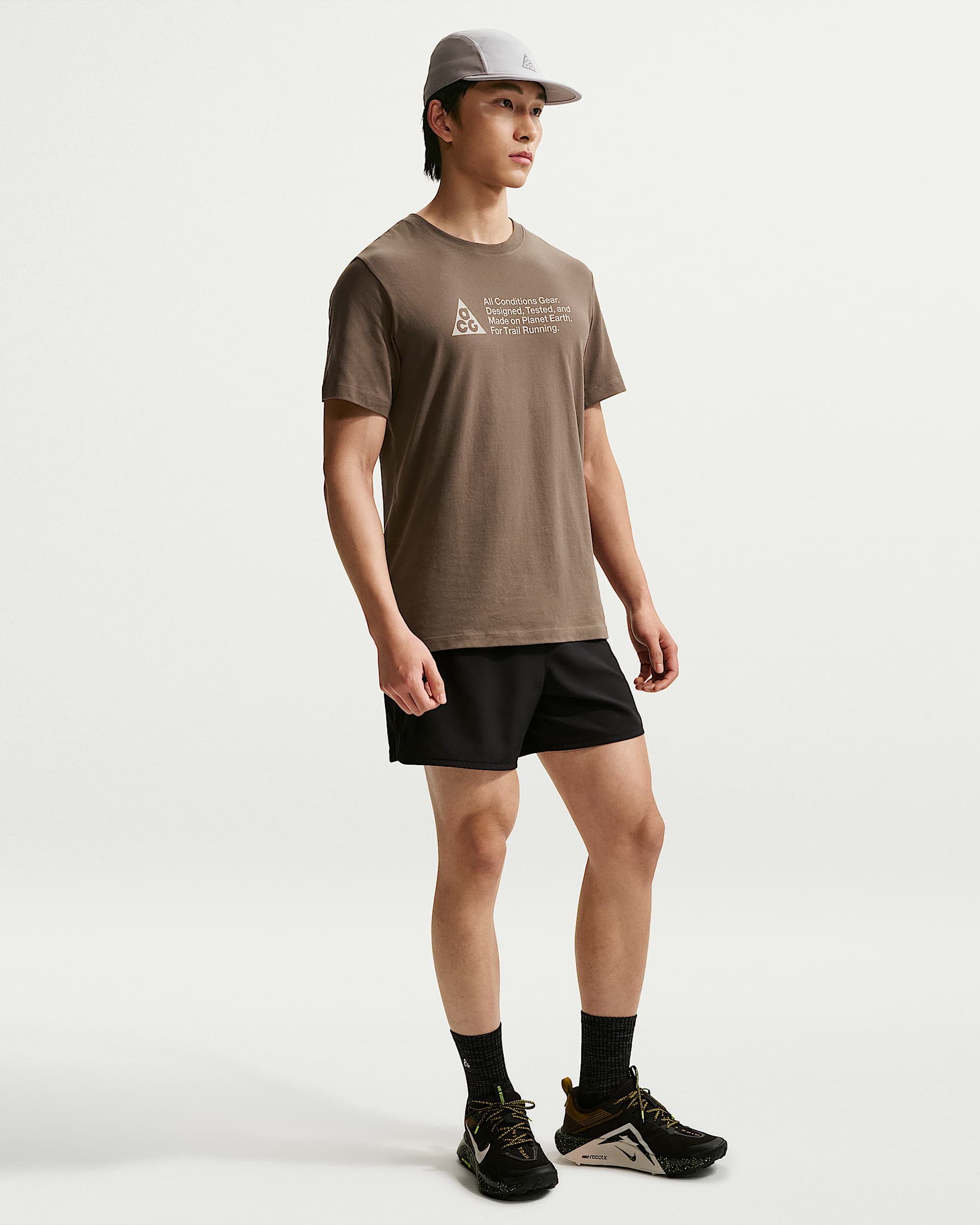 나이키 ACG 남성 드라이 핏 트레일 러닝 티셔츠 - 아이언스톤
