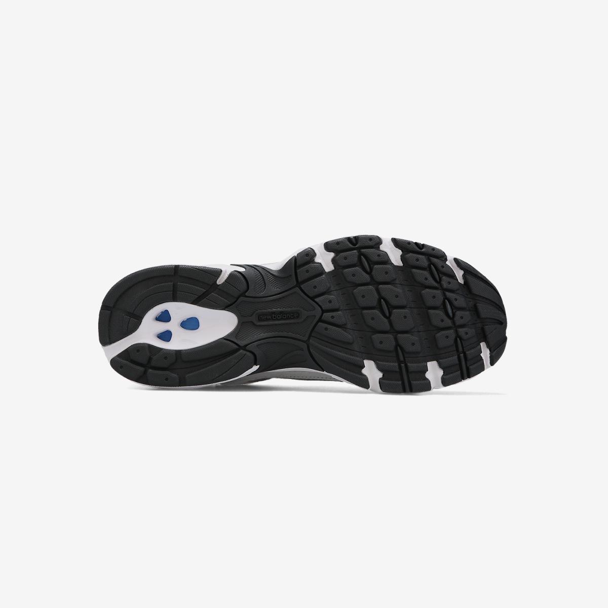MR530CC - Gray