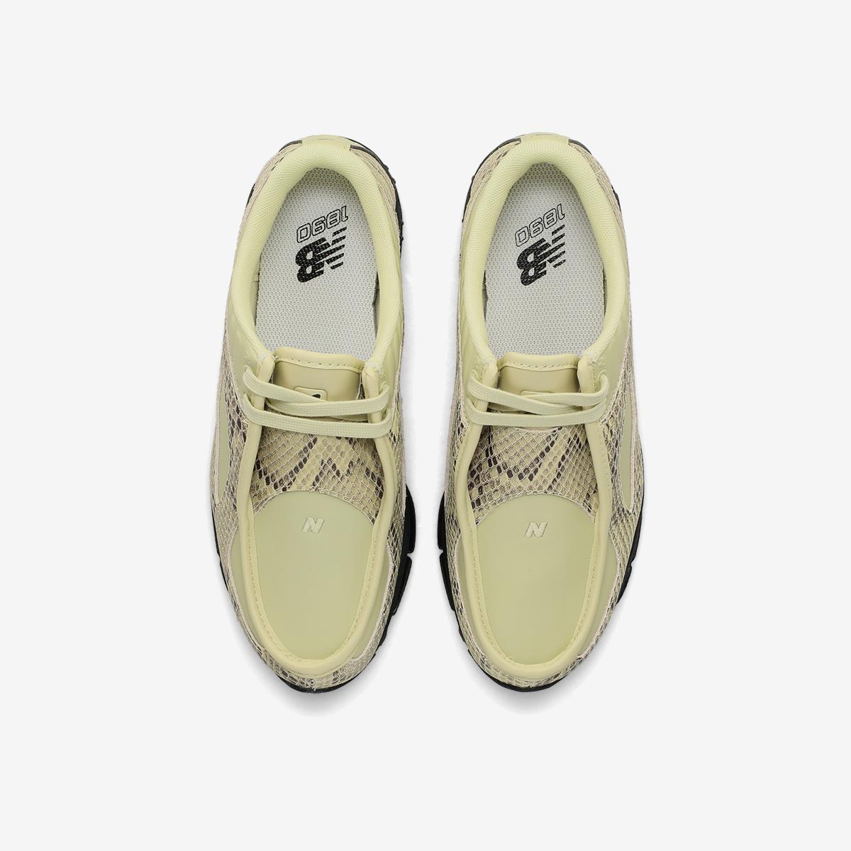 U18905JK - Beige