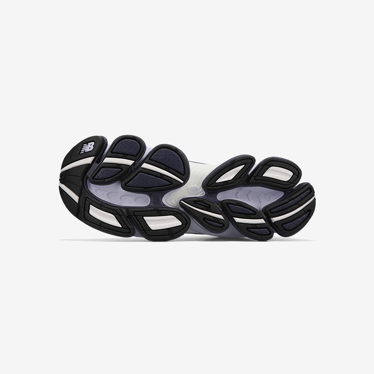 U20009BA - Purple