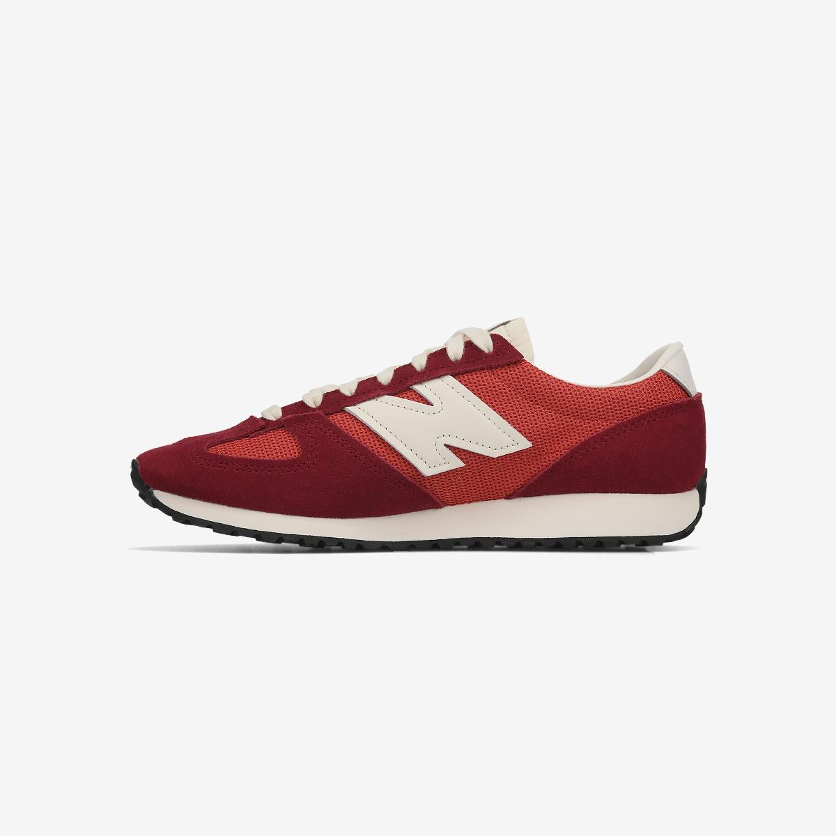 U4713G5 - Red
