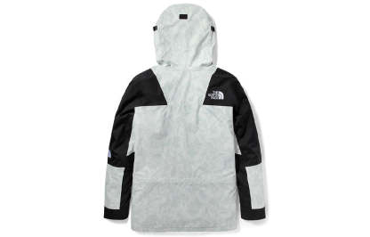 THE NORTH FACE Mountain Jacket 'White' NF0A4UDJ-0WP - 1_27064994-f551-4707-a884-4c05d3d94791