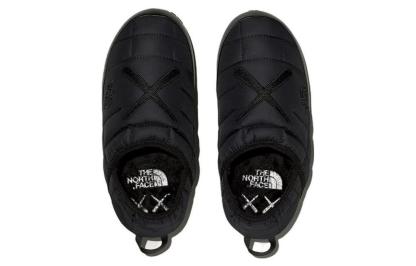 (WMNS) THE NORTH FACE x KAWS Thermoball Traction 'Kw Tnf Black Nutse Print' NF0A7W6M-KX7 - 2_14c418a8-92d1-44be-9904-e6c82f6c6a48