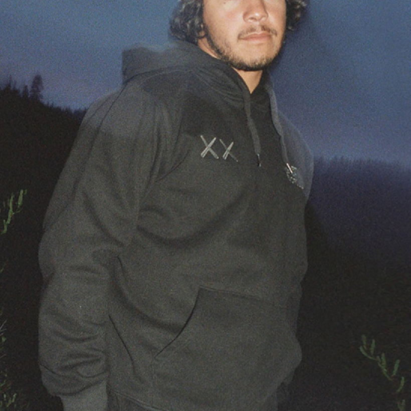 THE NORTH FACE x KAWS FW22 Hoodie 'Black' NF0A7WLI-JK3 - 2_2b96ec81-e99e-49e6-aa0f-e28993610e18