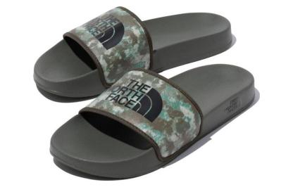 THE NORTH FACE Base Camp Slides III 'Military Olive Stippled Camo Print Tnf Black' TNF0-NF02354-080-MK - 2_5af3f8f1-2f3b-4097-9036-bf739b9a9cd9