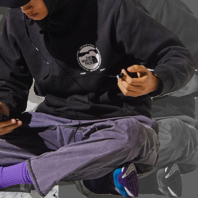 THE NORTH FACE X INVINCIBLE Half Dome Graphic Hoodie 'Grey' NF0A5B1T-0C5 - 2_b949511d-116c-44ef-8303-69faa1408acd