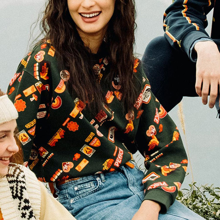 (WMNS) THE NORTH FACE Vanlife Logo Sweater 'Multicolor' NF0A5JW9-VR0 - 2_c2117c82-5809-4603-a073-46f60042452a