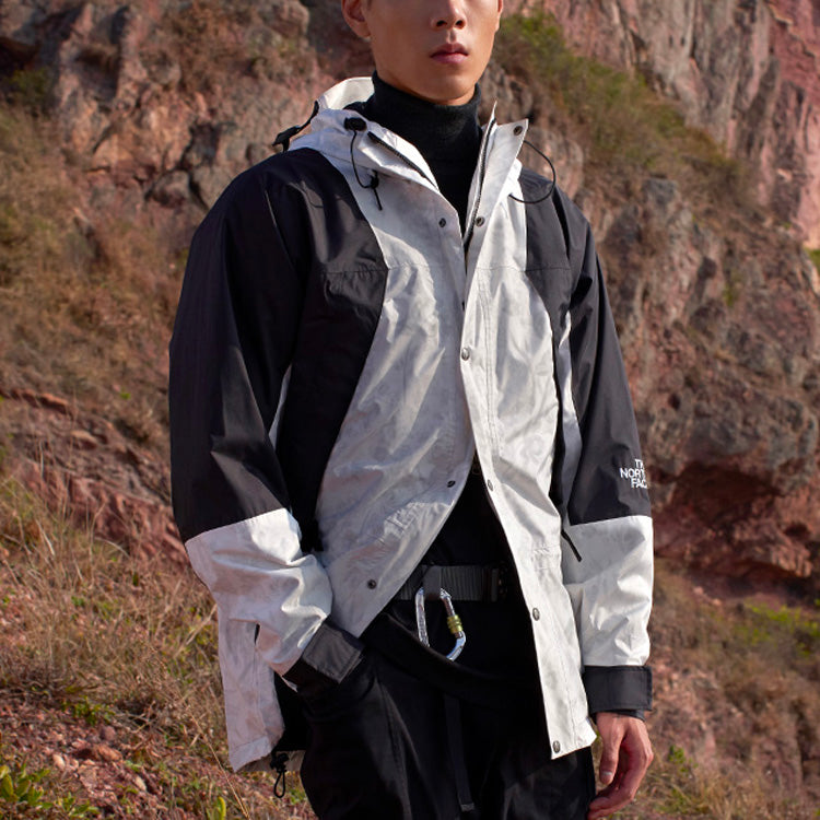 THE NORTH FACE Mountain Jacket 'White' NF0A4UDJ-0WP - 2_eacd77fc-ac05-4b55-92b8-886384cefd78