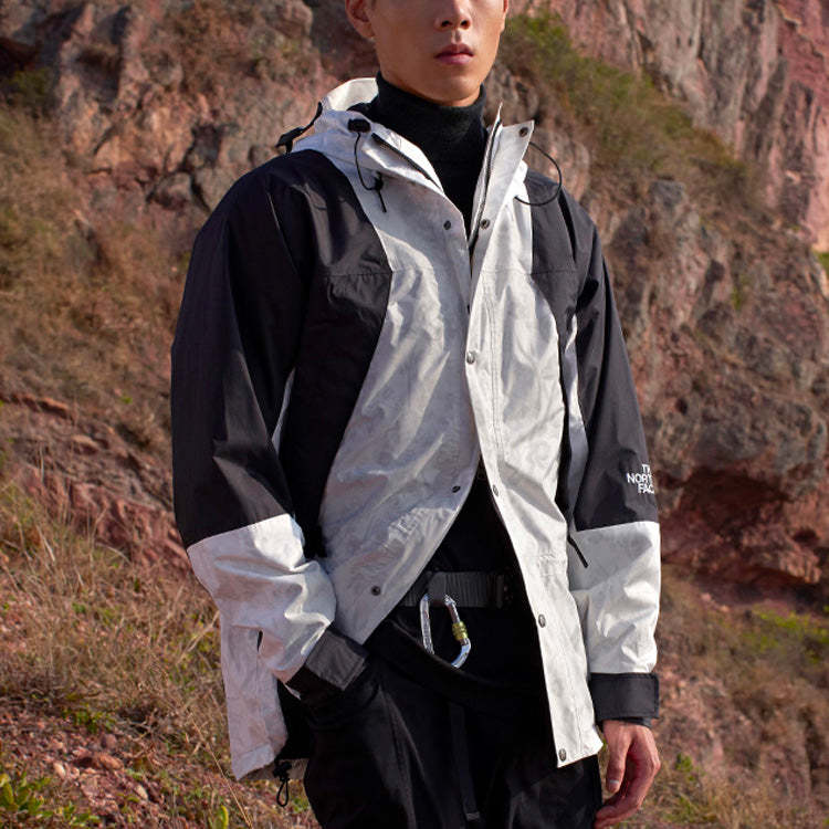 THE NORTH FACE Mountain Jacket 'White' NF0A4UDJ-0WP - 2_eacd77fc-ac05-4b55-92b8-886384cefd78