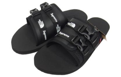 THE NORTH FACE x Supreme Trekking Sandals 'Black Red' NF022531 - 3_23478c9a-9595-485c-8ecb-93f2347a4432