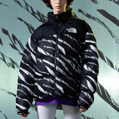 THE NORTH FACE Down Parka Nuptse Jacket NF0A5AXQ-Y3F - 3_5bf6d789-67dc-4c9d-912e-2aad9349ec5e