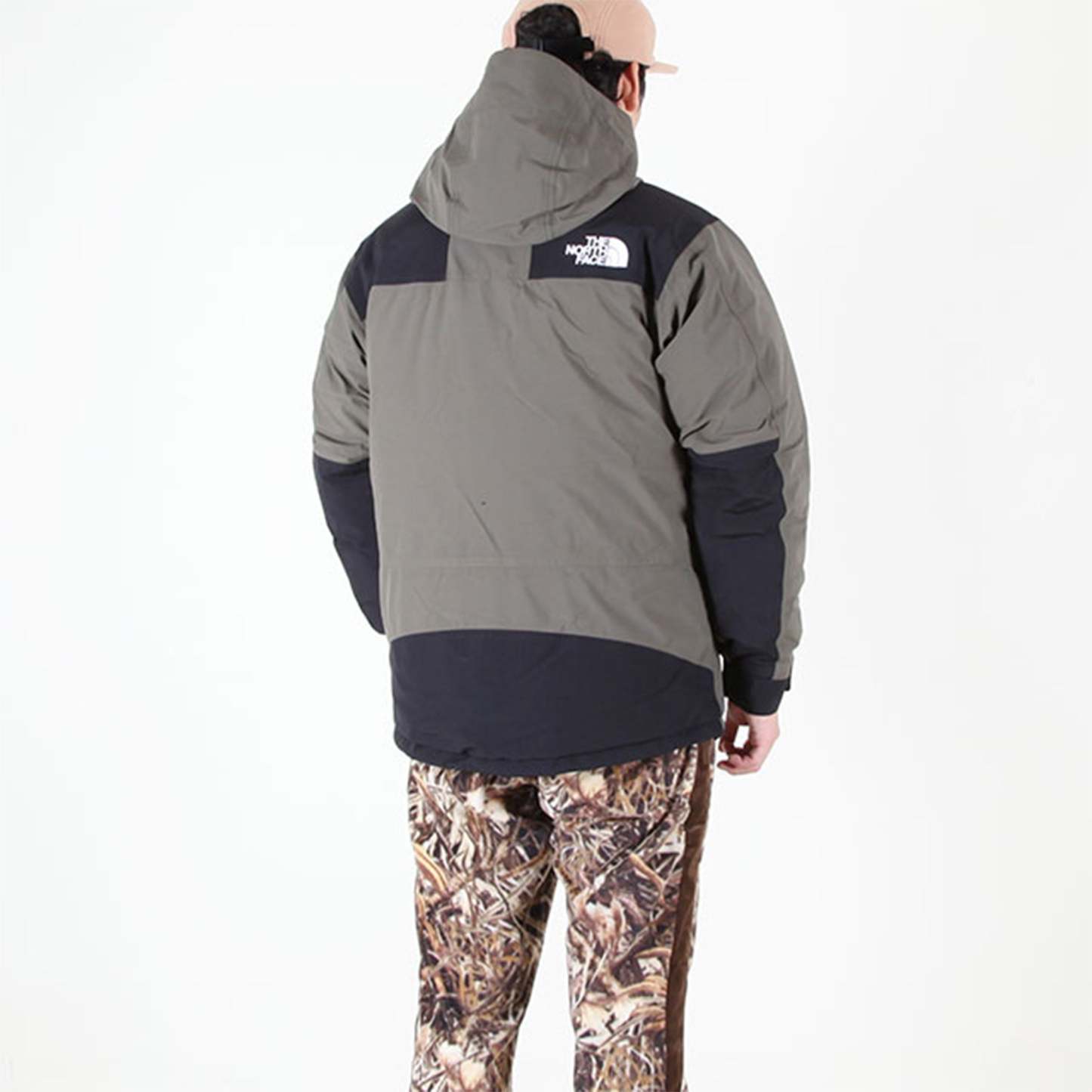 THE NORTH FACE Mountain Down Jacket 'Green' ND91930-NT - 5_2c65257d-8927-49e3-b174-12f12fa110c2