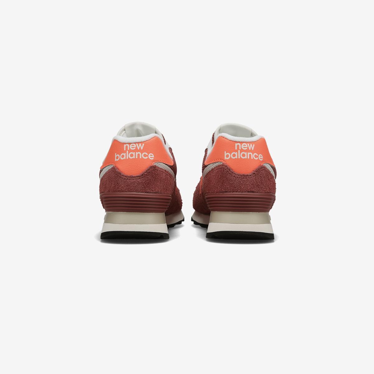 U5747FE - Red