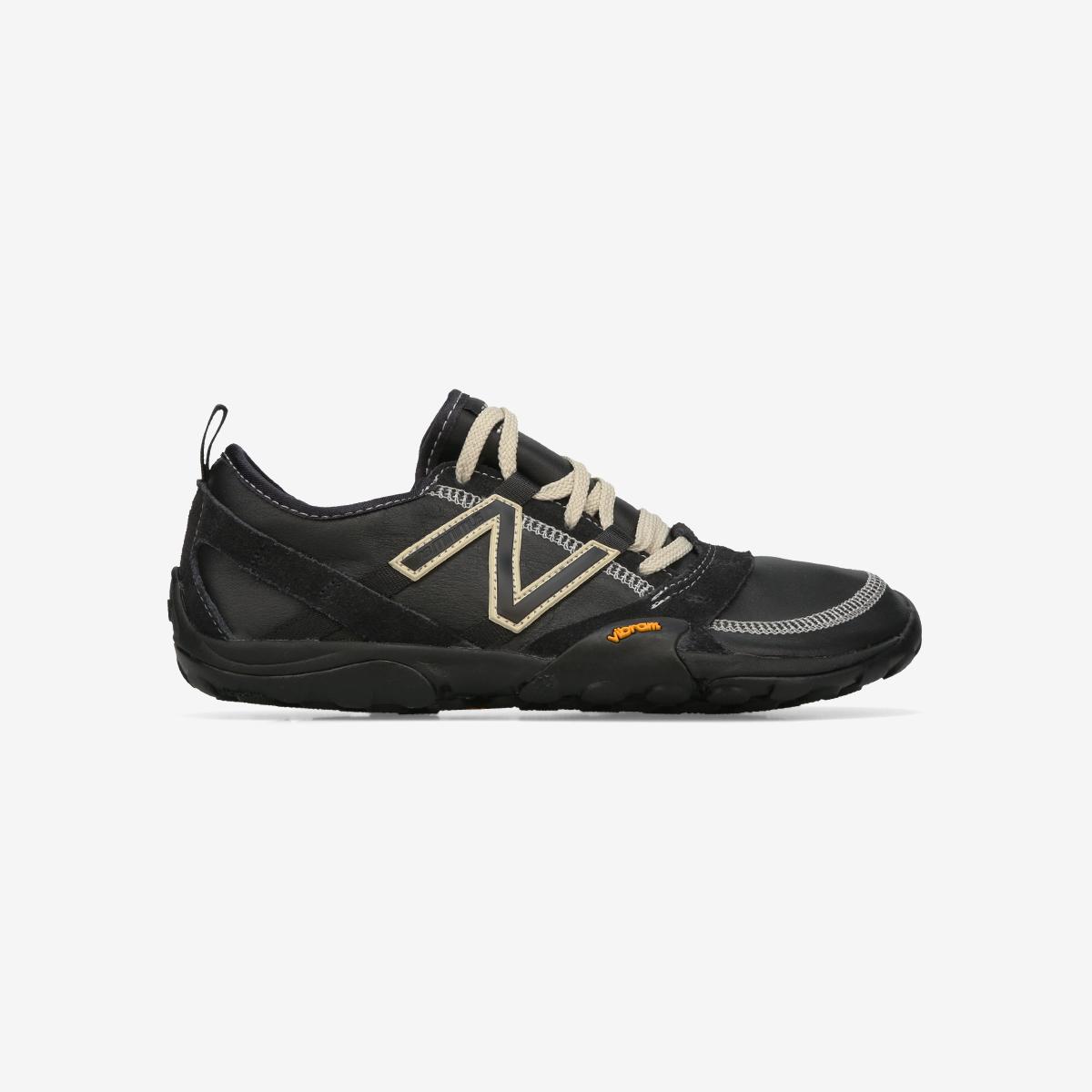 MT10O8SW - Black