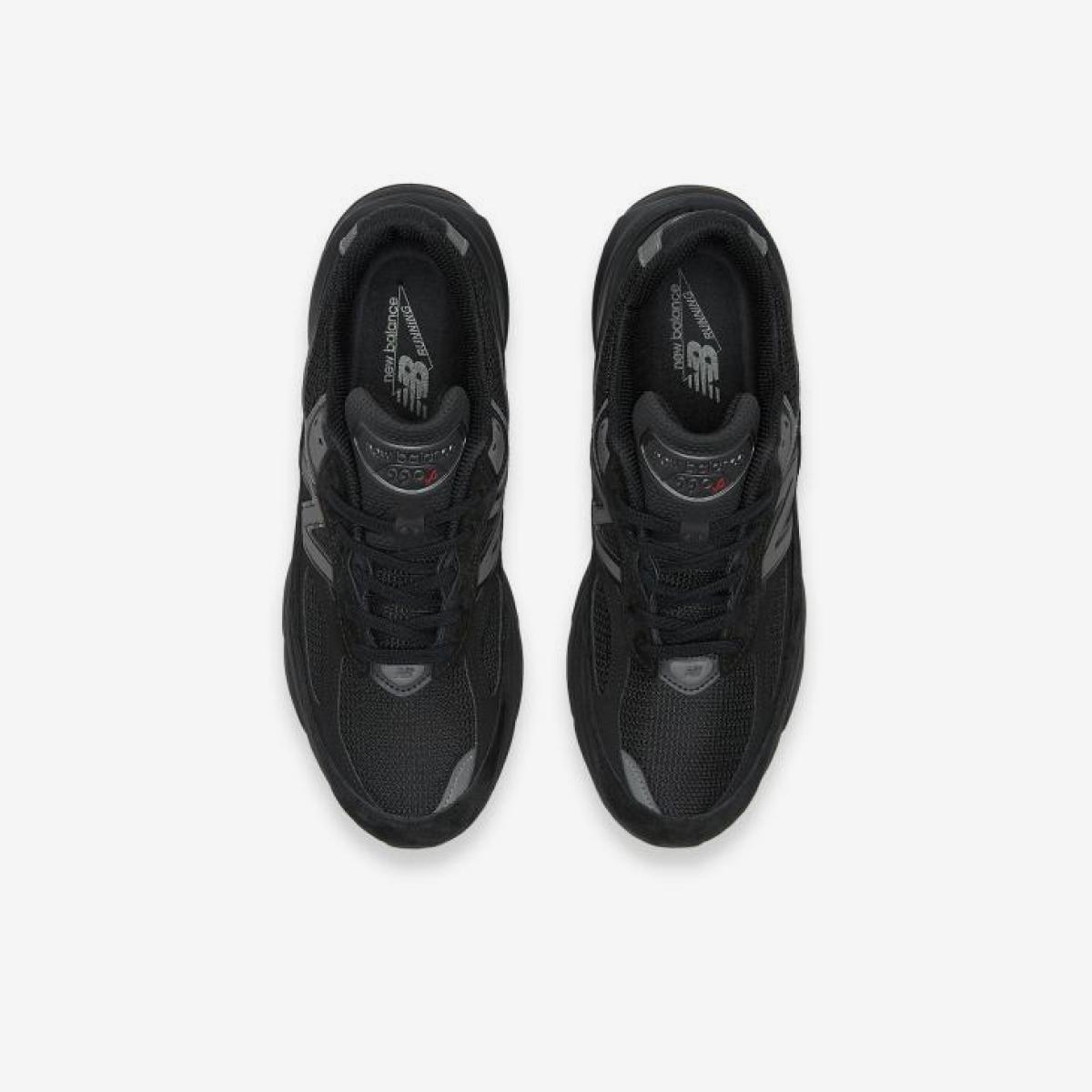 U990BB6 (TRIPLE BLACK) - Black