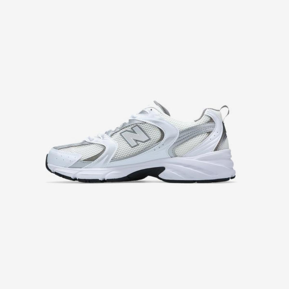 MR530AD - White