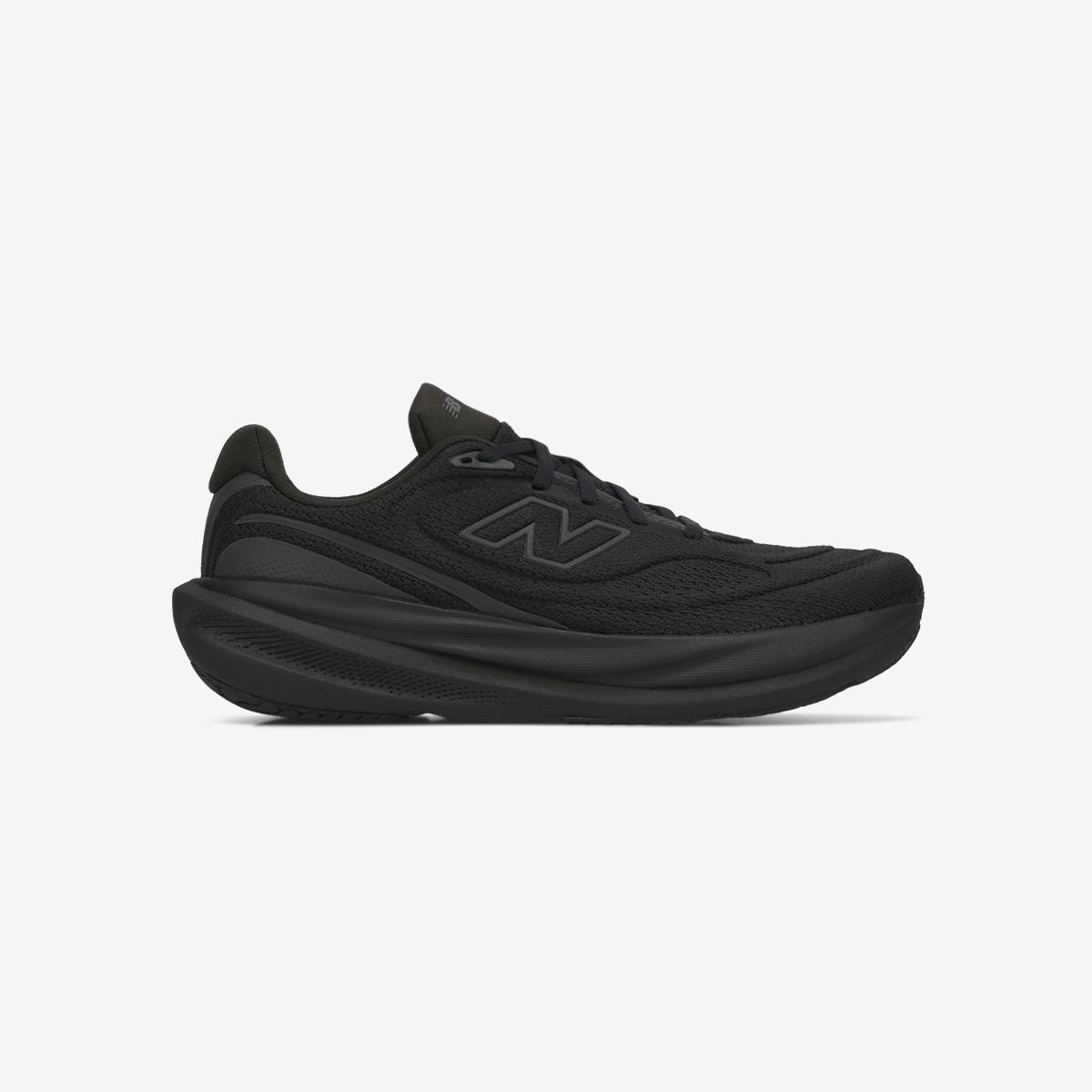 1080 V15 (남성, 4E) - Black