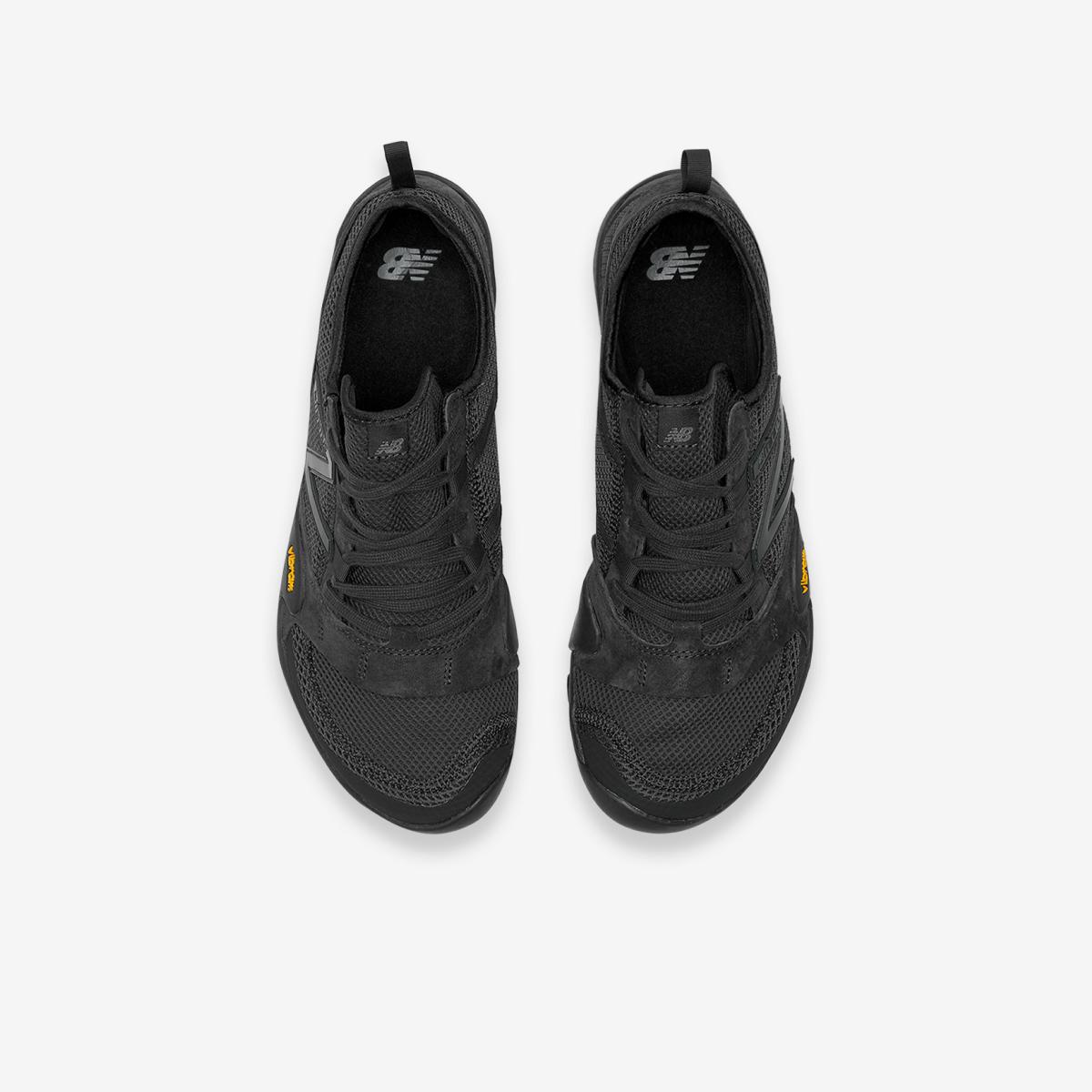 MT10OAC - Black