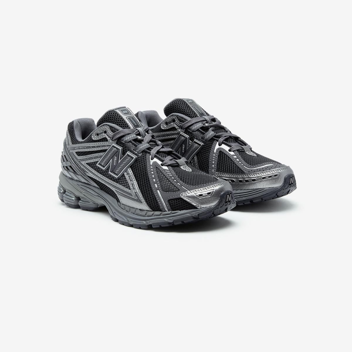 M1906RER - Dark Gray