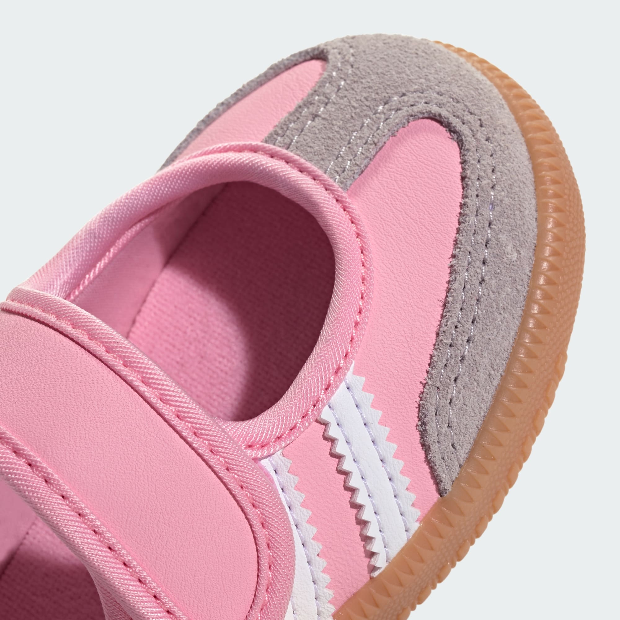 삼바 제인 - Light Pink / Cloud White / Gum