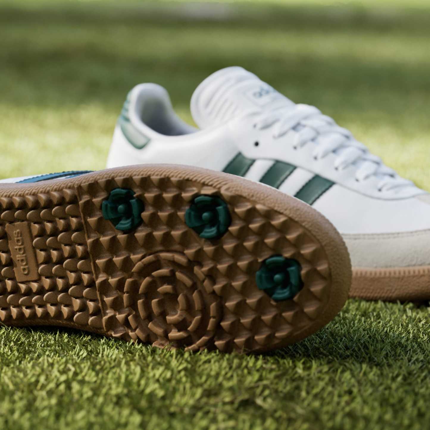 삼바 스파이크리스 - Cloud White / Collegiate Green / Gum