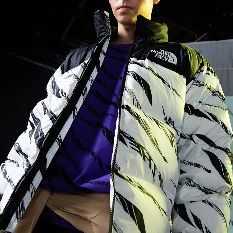 THE NORTH FACE Nuptse Down Parka 700 NF0A5AXQ-LG4 - 4_7553279c-aff1-4d6a-b862-dc61243dce55