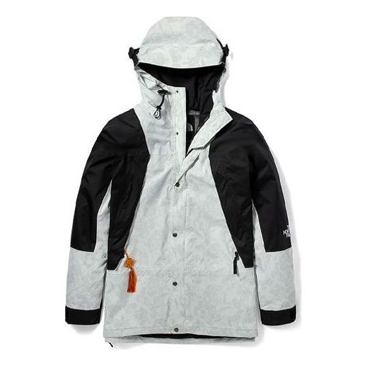 THE NORTH FACE Mountain Jacket 'White' NF0A4UDJ-0WP - main-square_353cd94c-51b9-45cd-b288-1e5e17d34a6f