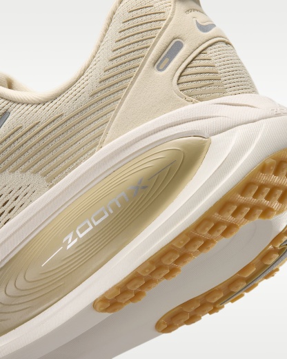 나이키 보메로 18 남성 로드 러닝화 - 라이트 카키/데저트 카키/세일/메탈릭 실버