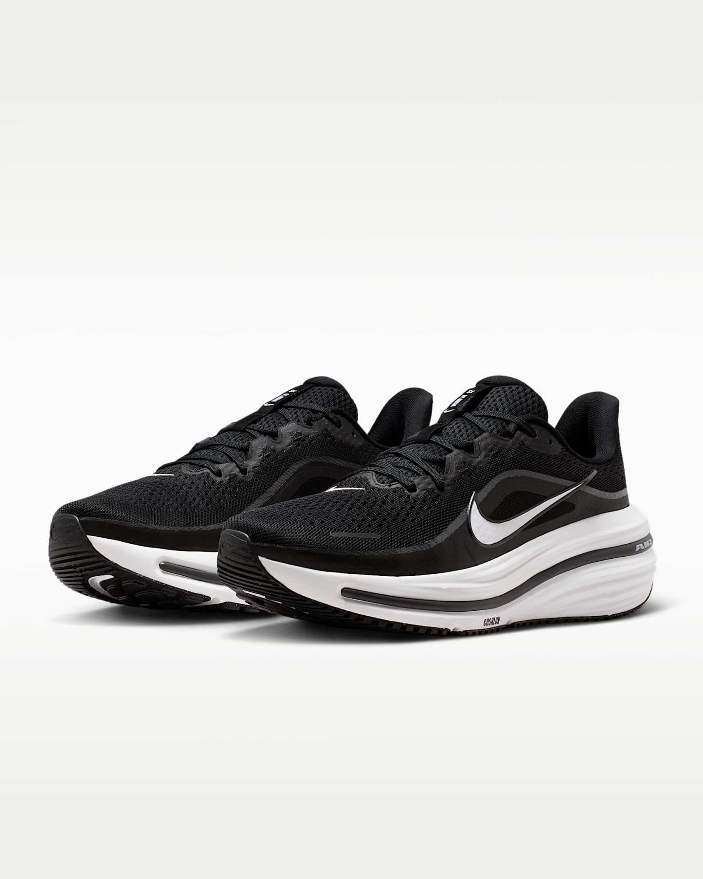 나이키 윈플로 12 남성 로드 러닝화 - 블랙/다크 스모크 그레이/화이트