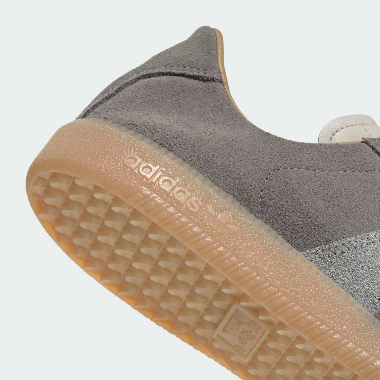 BW 아미 데콘 - Dove Grey / Cloud White / Gum
