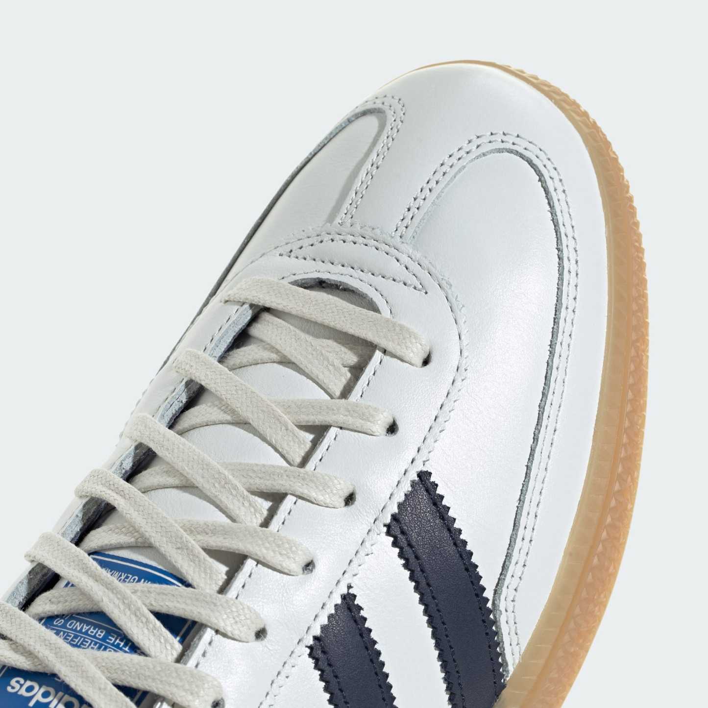 핸드볼 스페지알  Made in Germany - Core White / Night Indigo / Gum - JR9532 - Detail View 2