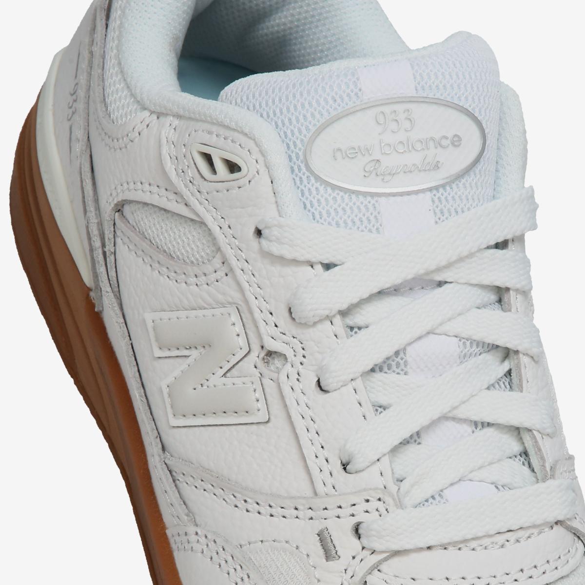 UN933WWB - White