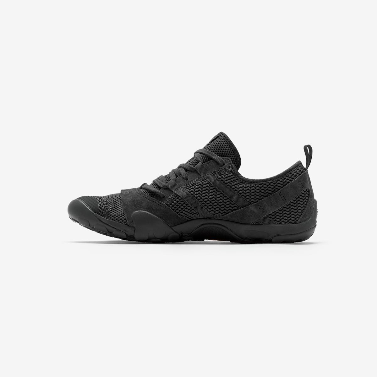 MT10OAC - Black