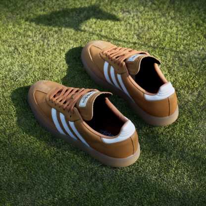 삼바 스파이크리스 - Rustic Orange / Cloud White / Gum