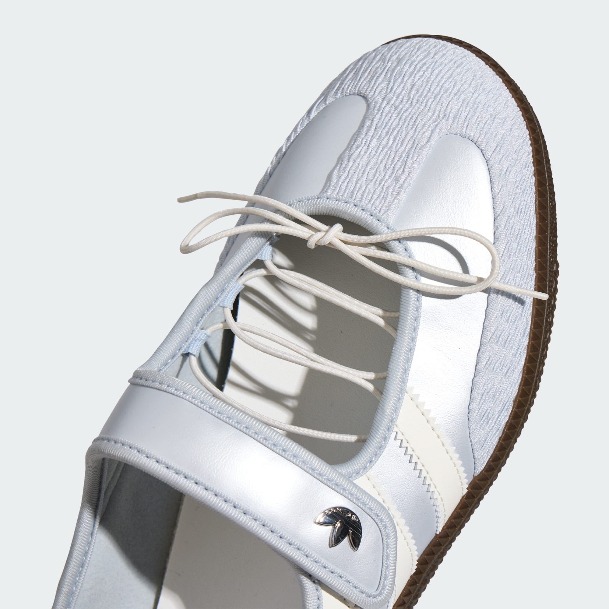 삼바 제인 - Halo Blue / Core White / Gum