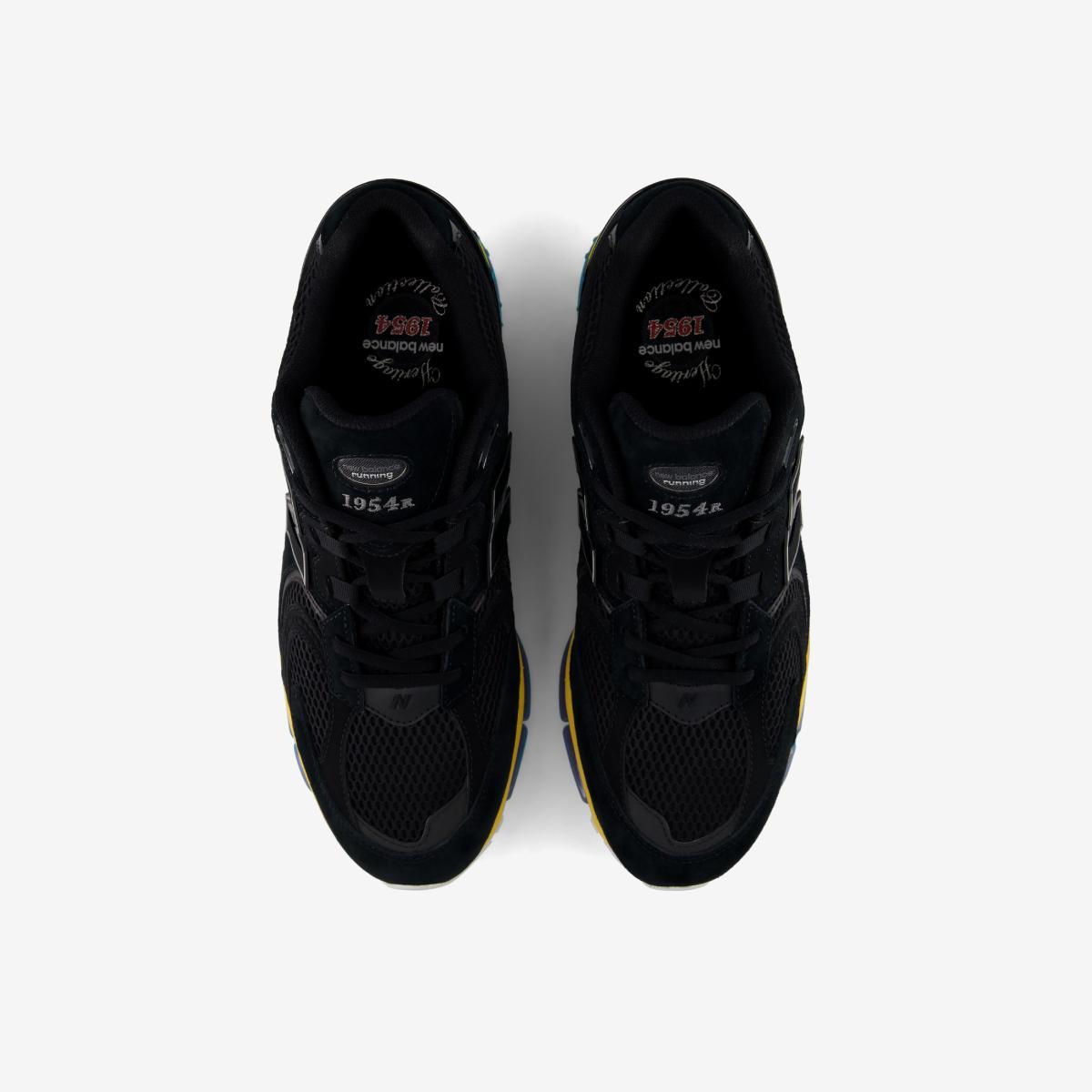 U19545XS - Black