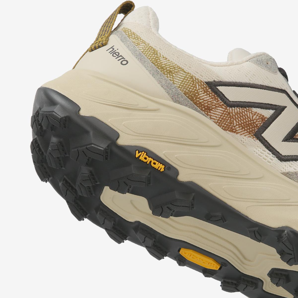 이에로 V9 (남성,D) - Ivory