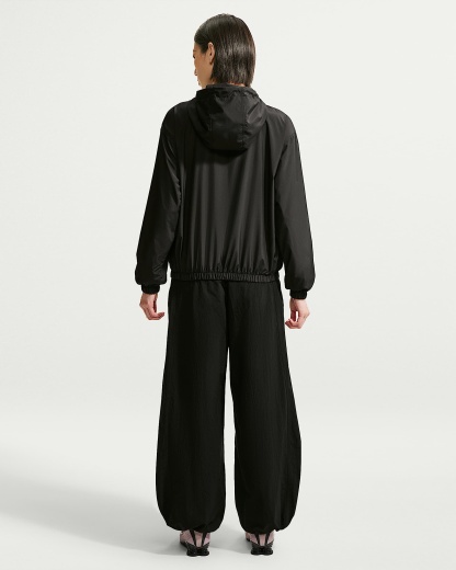 나이키 스포츠웨어 여성 루즈 핏 후드 UV 재킷 - 블랙/세일