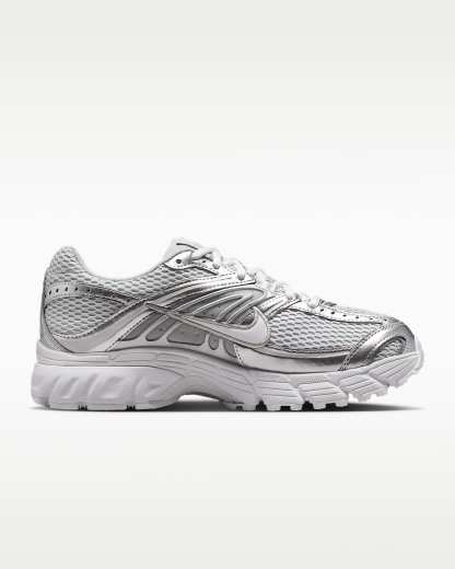 Yansıtıcı Vurgulara Sahip Nike Air Max Moto 2K Kadın Ayakkabısı - Grey Fog/Metallic Silver/Beyaz