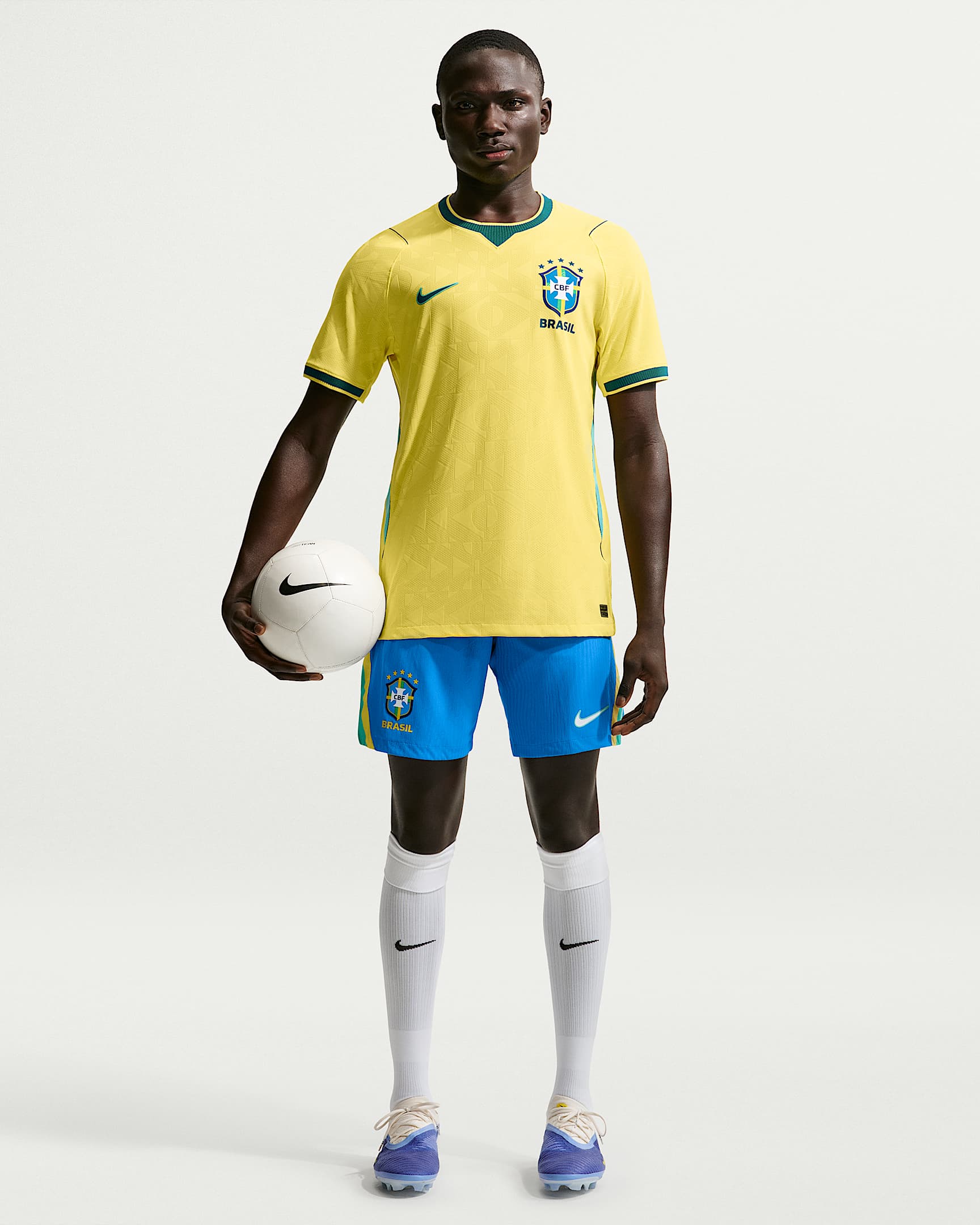 Brezilya Milli Takımı 2026 Maç İç Saha Nike Aero-FIT Erkek Futbol Forması - Canary/Light Menta/Geode Teal