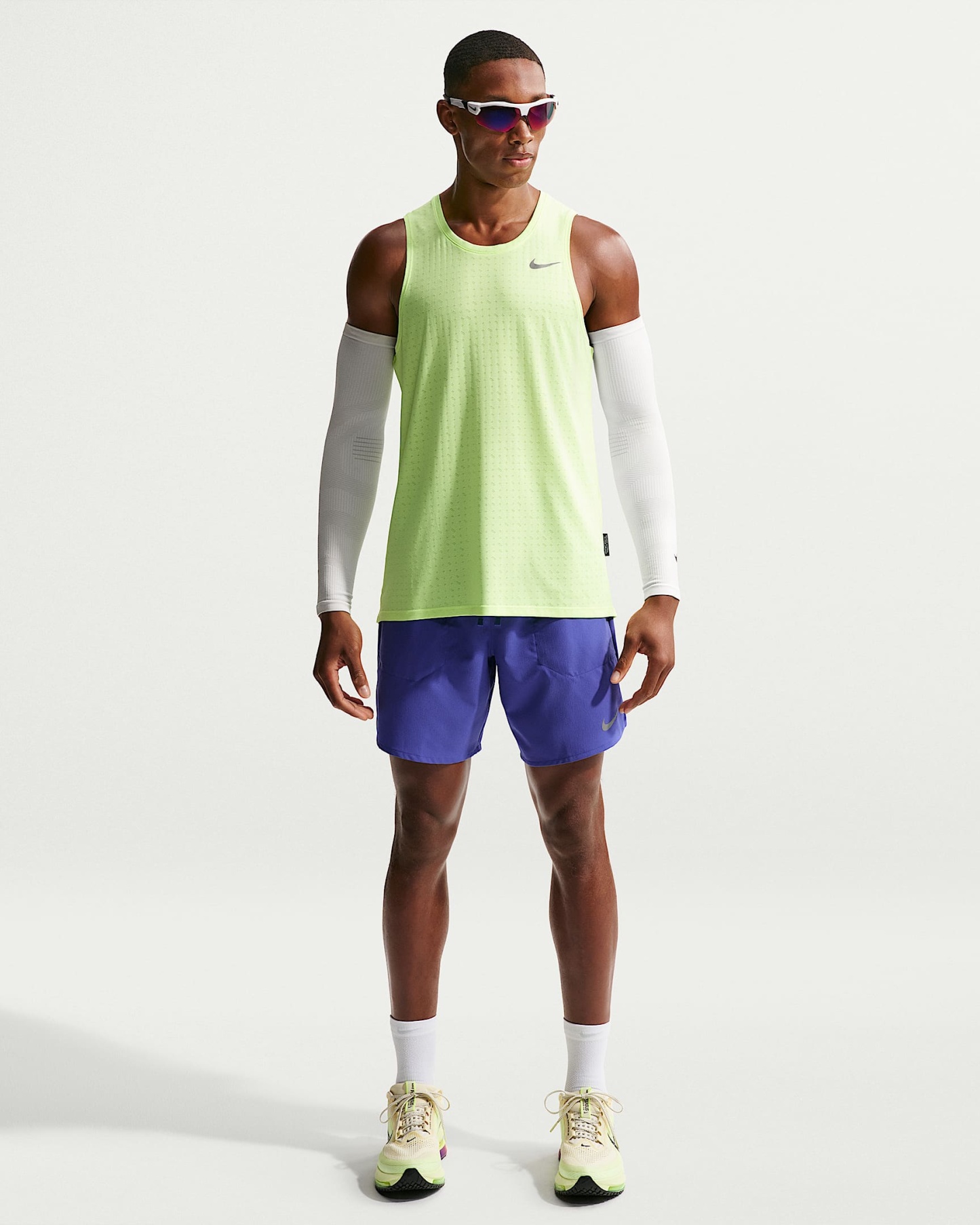 Nike Stride Dri-FIT 18 cm Slip Astarlı Erkek Koşu Şortu - Lapis