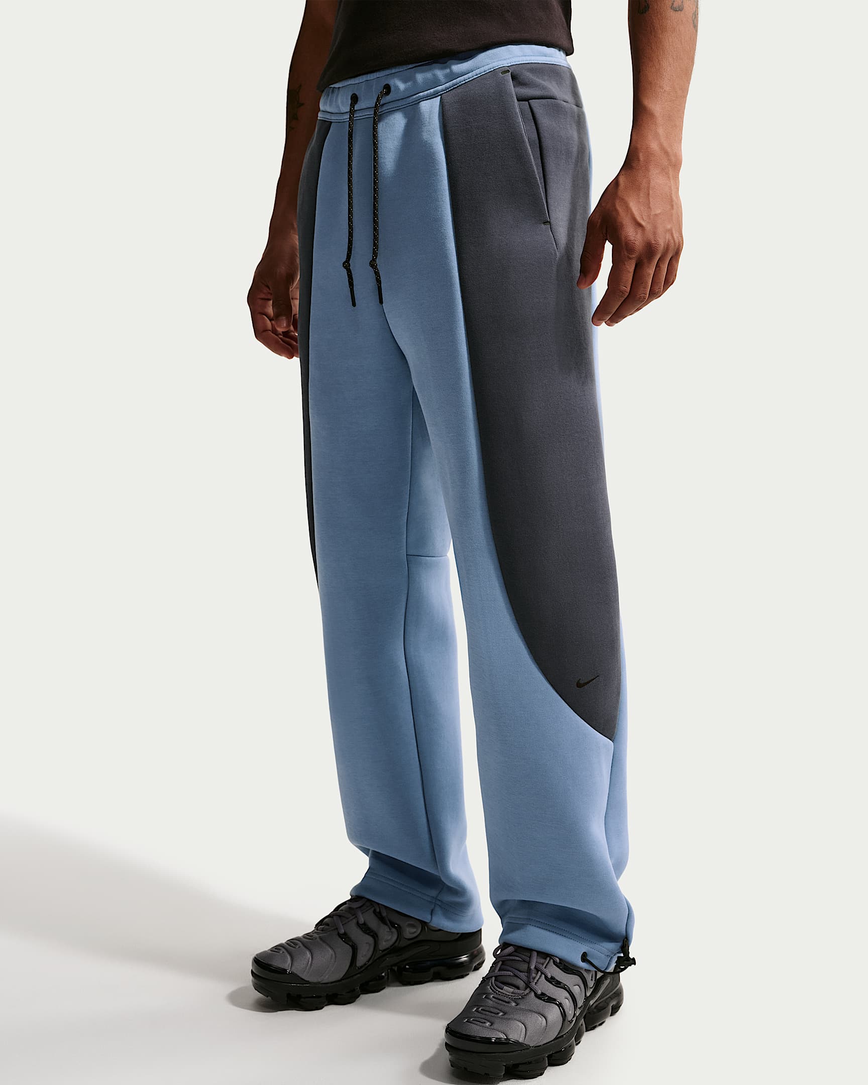 Nike Tech Renk Bloklu Açık Paçalı Fleece Erkek Eşofman Altı - Work Blue/Thunder Blue/Siyah