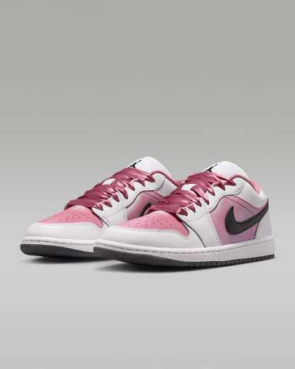 Air Jordan 1 Low SE Kadın Ayakkabısı - Beyaz/Siyah/Desert Berry